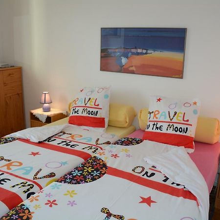 Appartement Quai de la Seine à Paris Extérieur photo